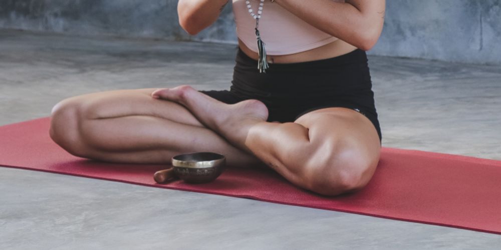 Can You Meditate Without Crossing Your Legs?